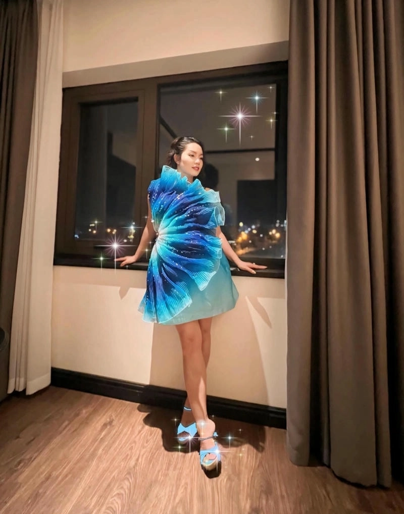 Nhan sắc rạng ngời của Hoa hậu Nguyễn Ngọc Anh