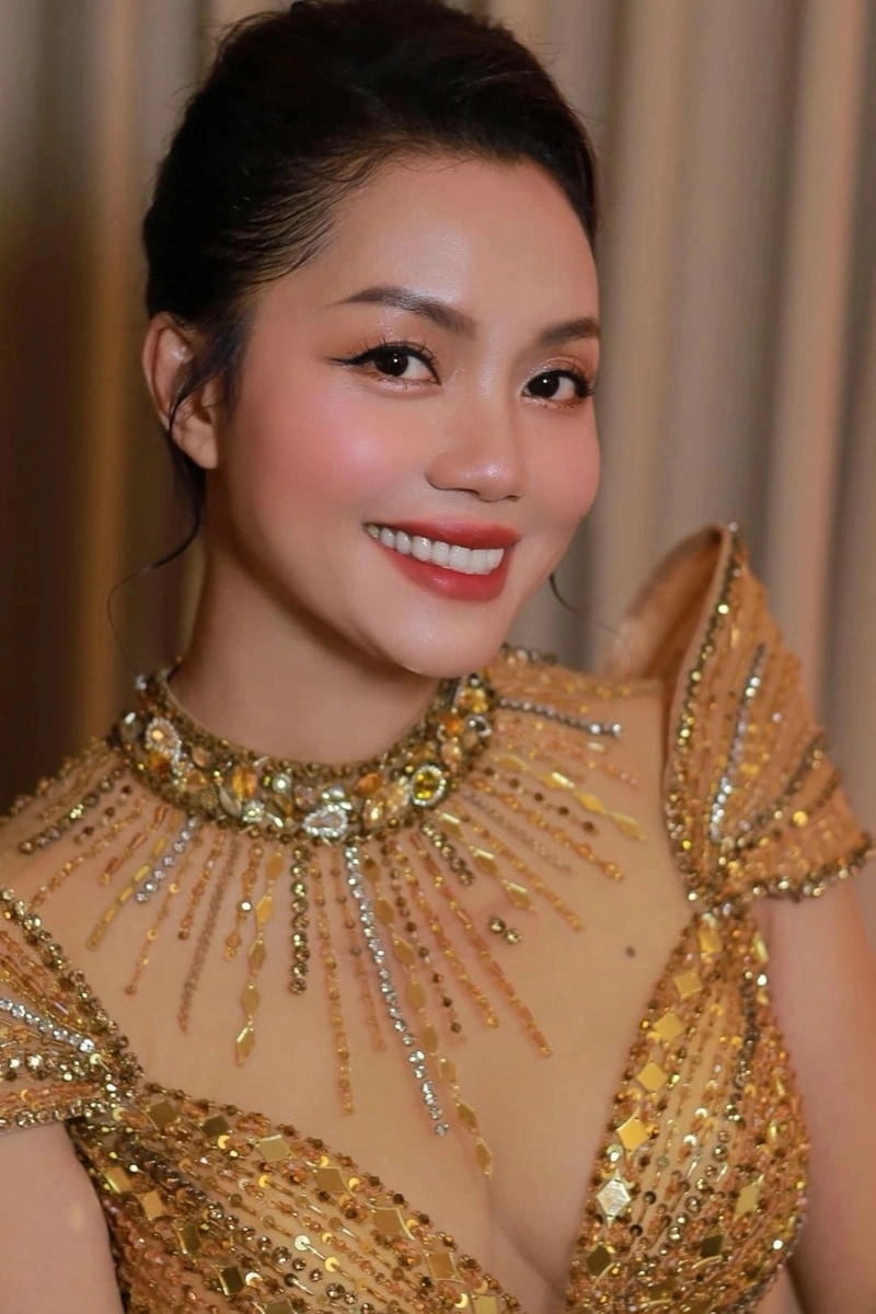 Hình ảnh đầy cảm xúc từ Nguyễn Ngọc Anh Đêm huyền diệu