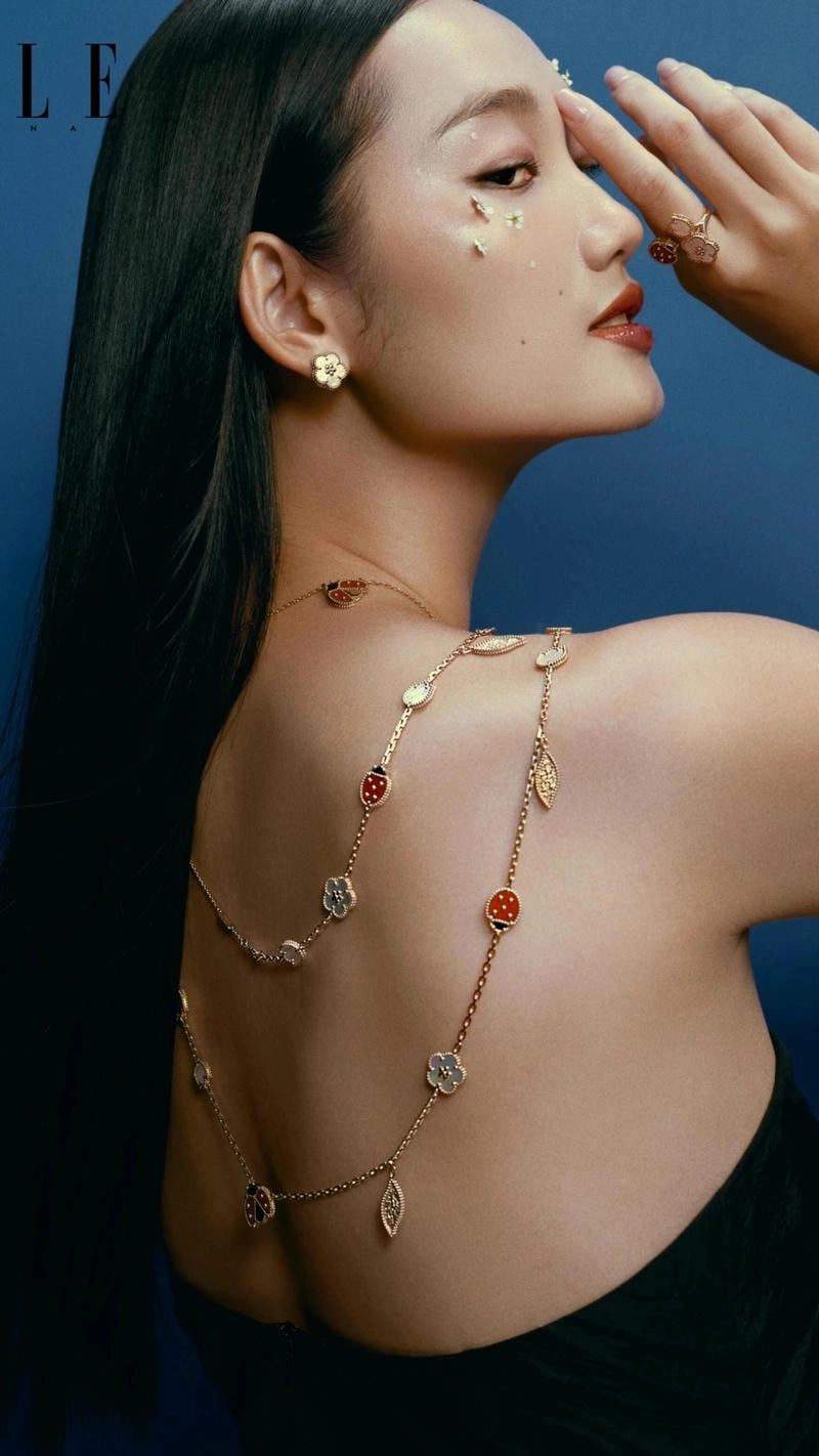 Nguyễn Quỳnh Anh á hậu 1 được khen ngợi về thần thái