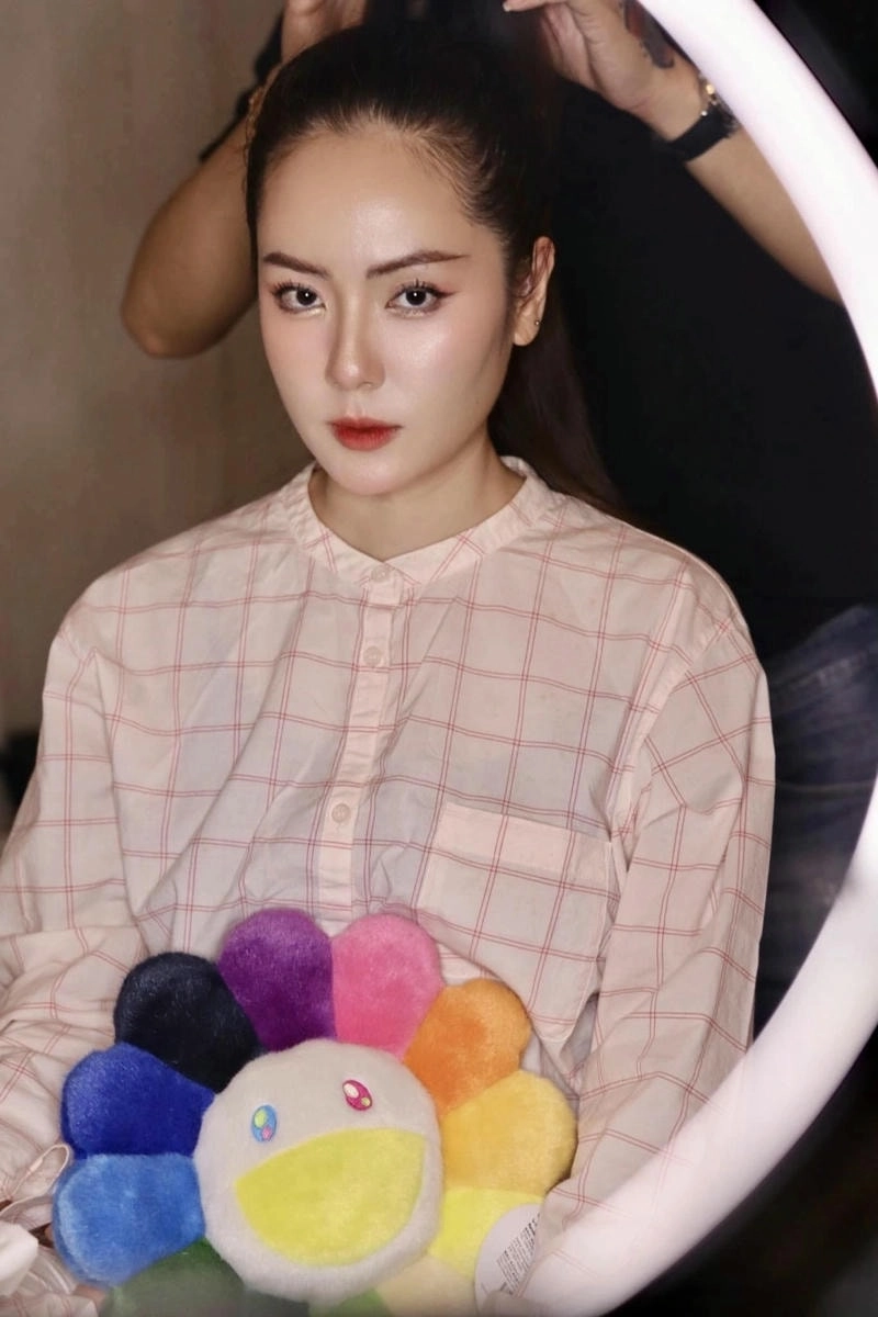 Tin đồn lan truyền Phương Linh bị đánh ghen