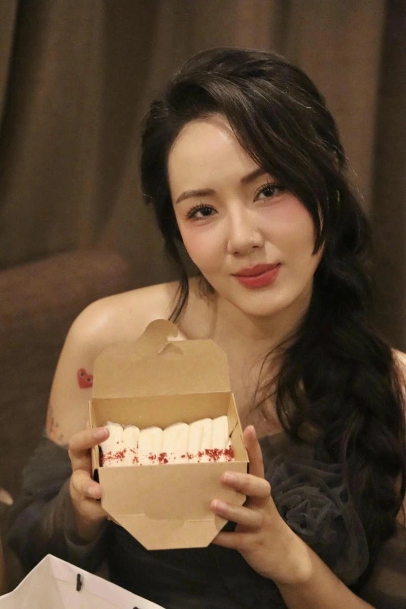 Đắm chìm giai điệu Phương Linh hát