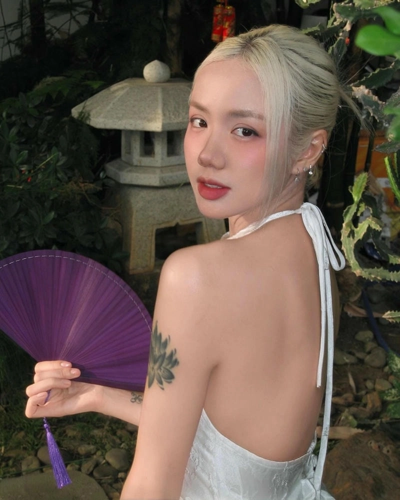 Thư giãn cùng Phương Ly karaoke hot nhất