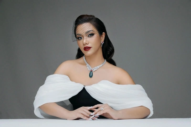 Cận cảnh hình ảnh Ca sĩ Phương Vy Idol