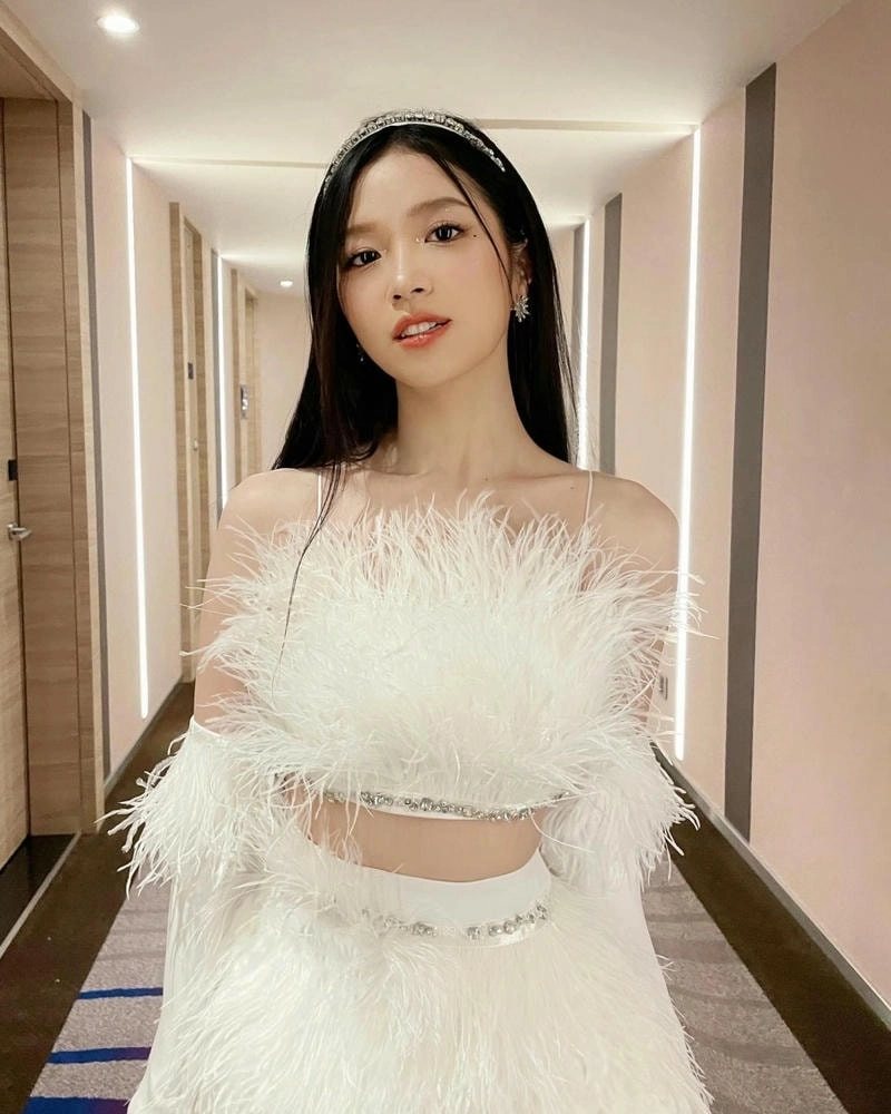 Vào Hạ Suni Hạ Linh rộn ràng mùa hè