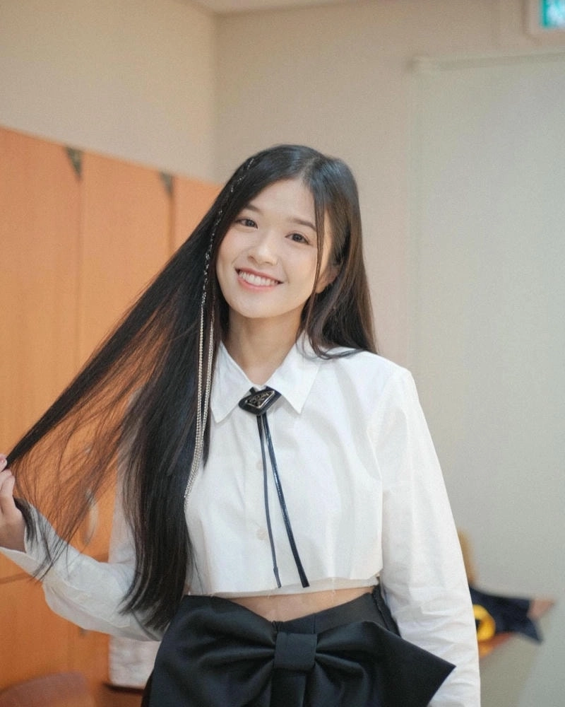 Cảm Nắng Suni Hạ Linh dễ thương đáng yêu