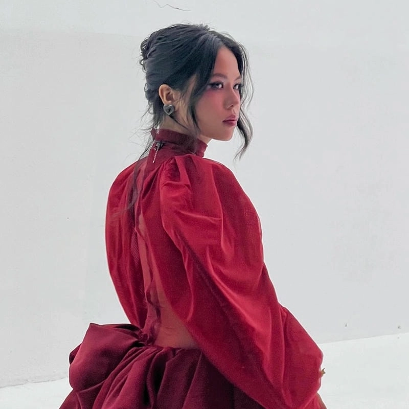 Lời bài hát Tlinh Thế giới thần tiên mộng mơ