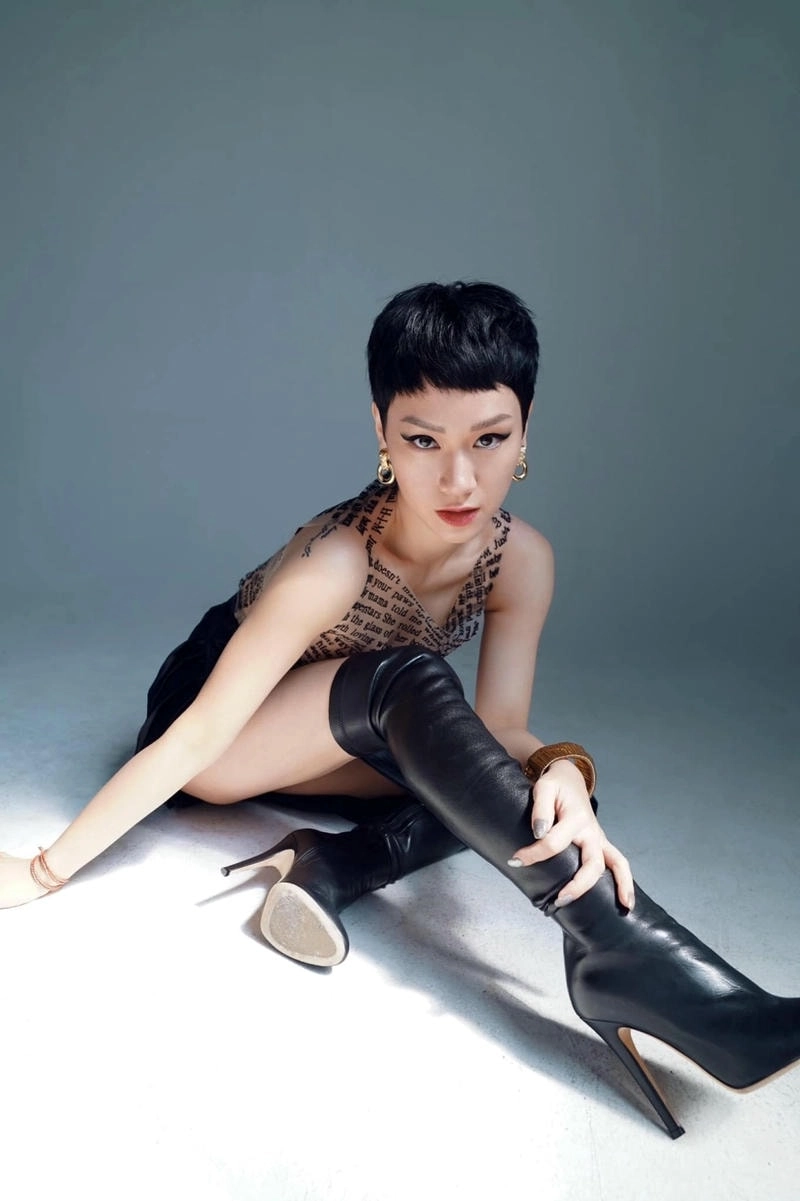 Gợi nhớ thanh xuân qua Bài hát của Trà My Idol