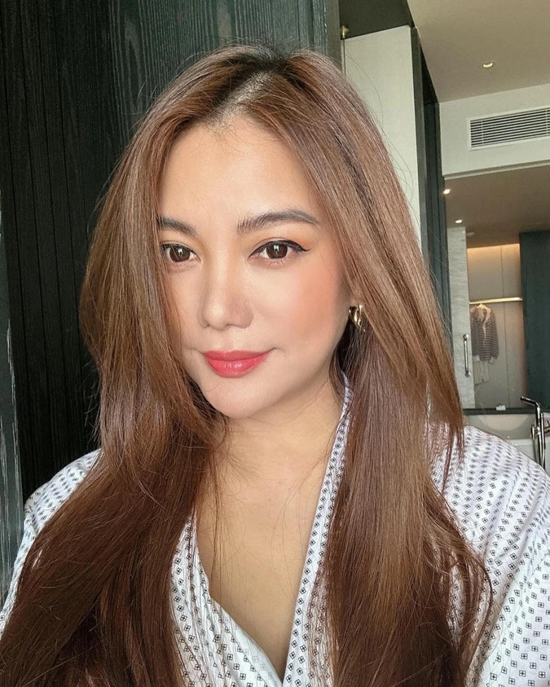 Thần thái đỉnh cao của Người mẫu Trương Ngọc Ánh