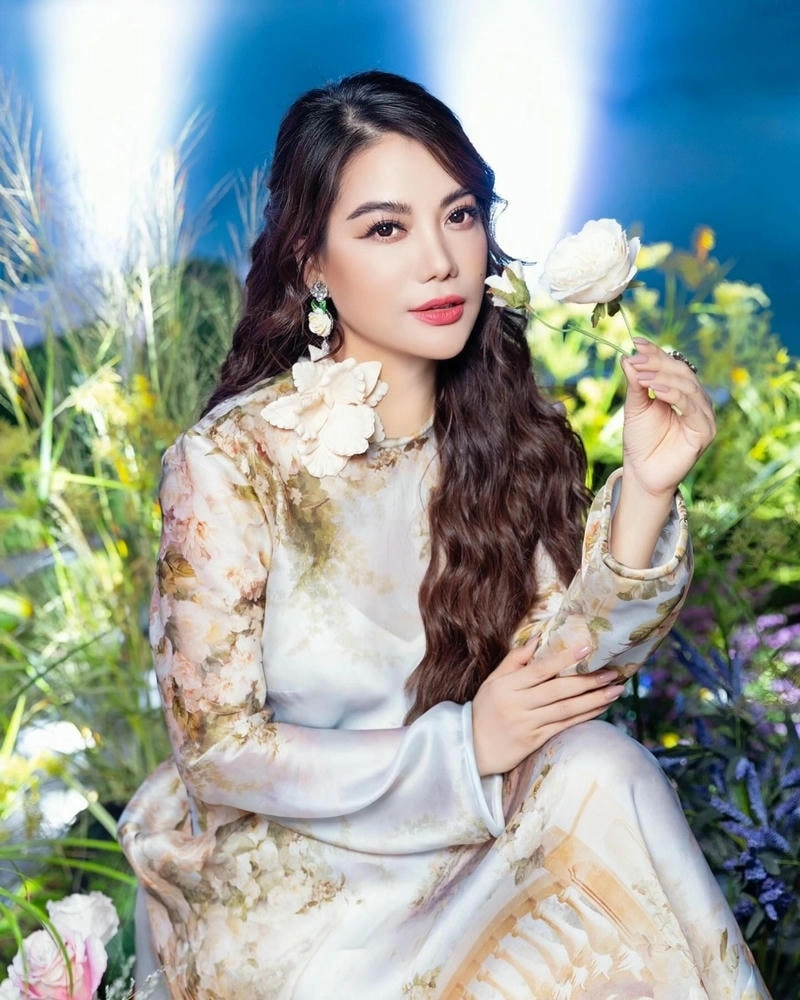 Hào quang sân khấu của Trương Ngọc Ánh hoa hậu
