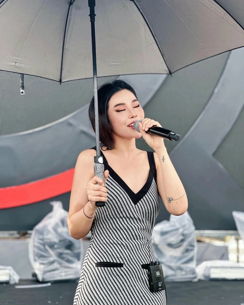 Trương Thảo Nhi bốn chữ lắm là gì