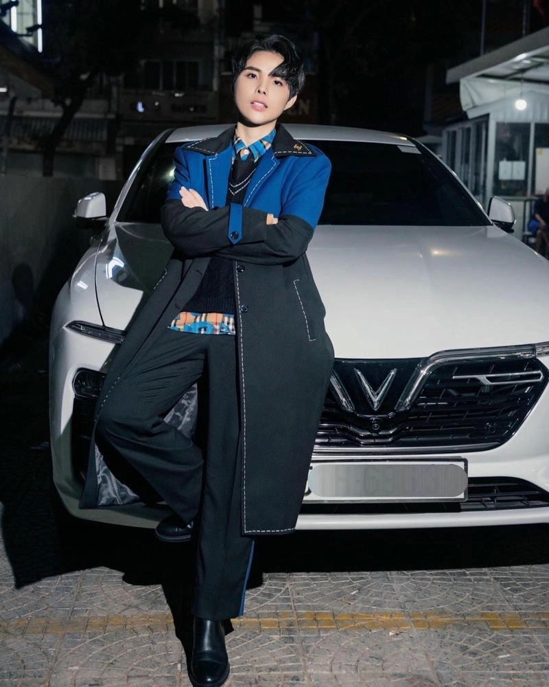 Vũ Cát Tường karaoke chạm đến cảm xúc