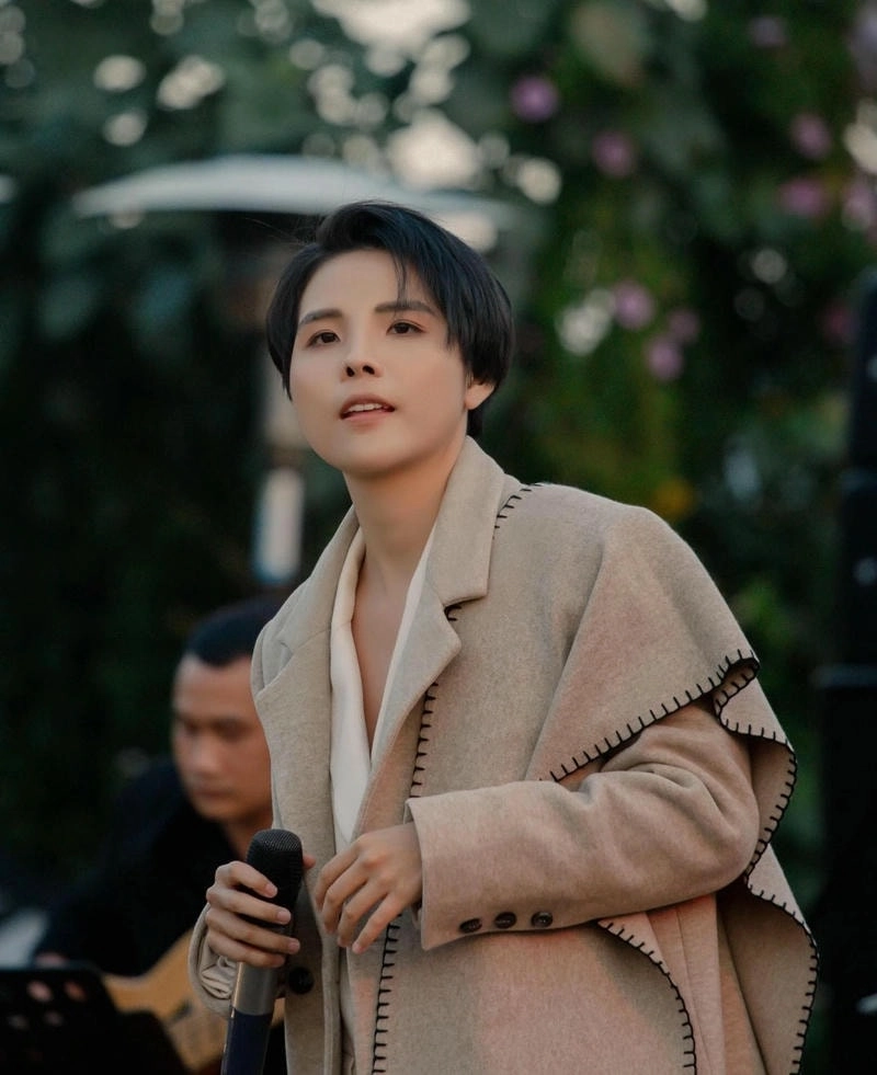 Vũ Cát Tường là ai mà khiến tim rung động