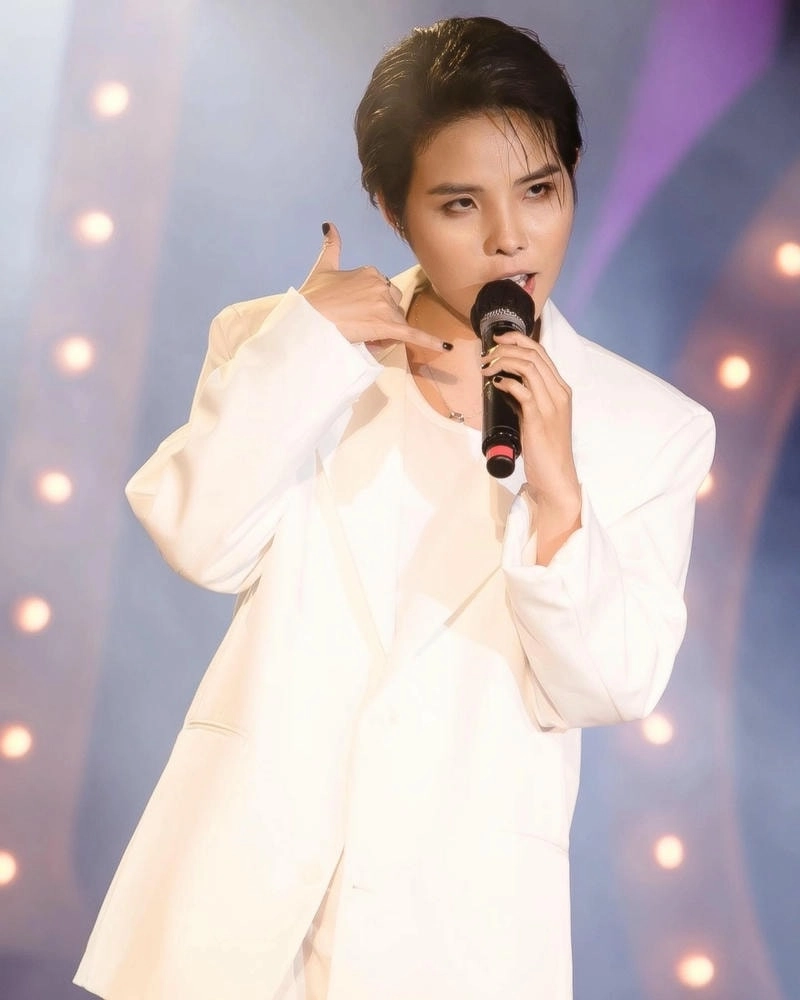 Người yêu Vũ Cát Tường luôn là điều bí ẩn