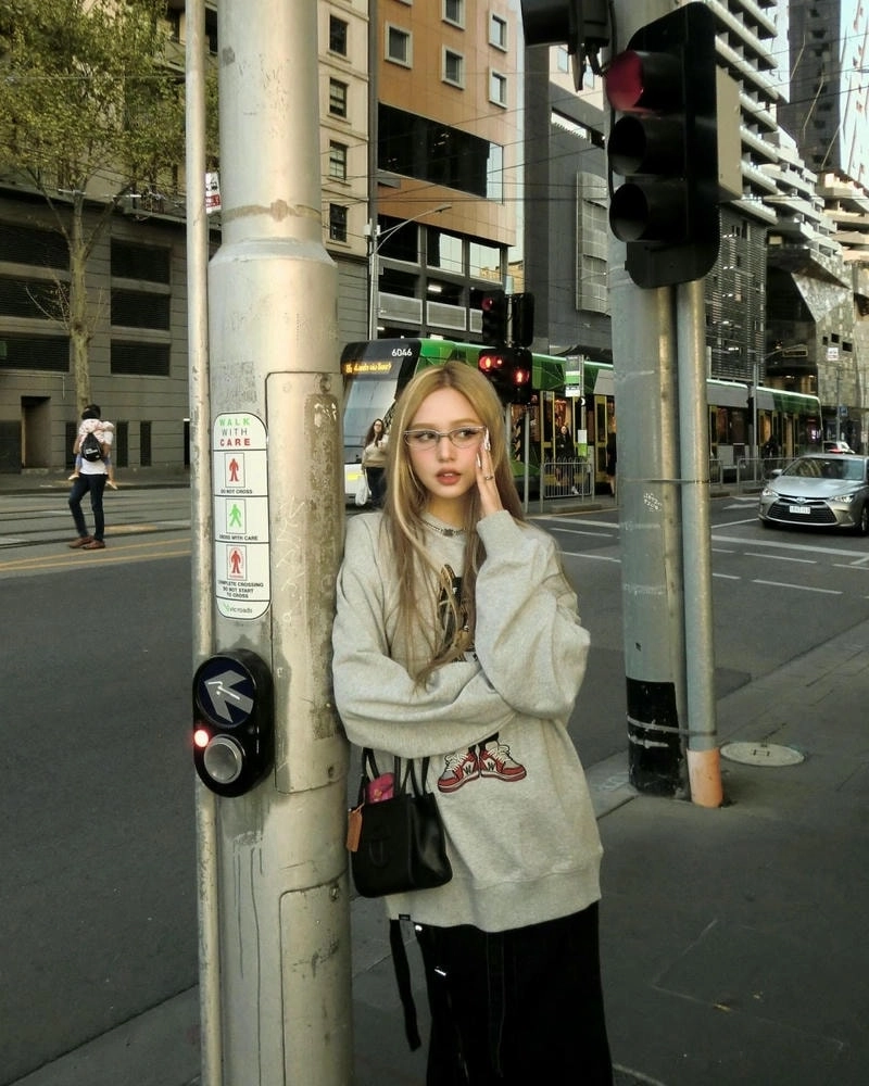 Xoài Non đóng MV với phong cách nổi bật