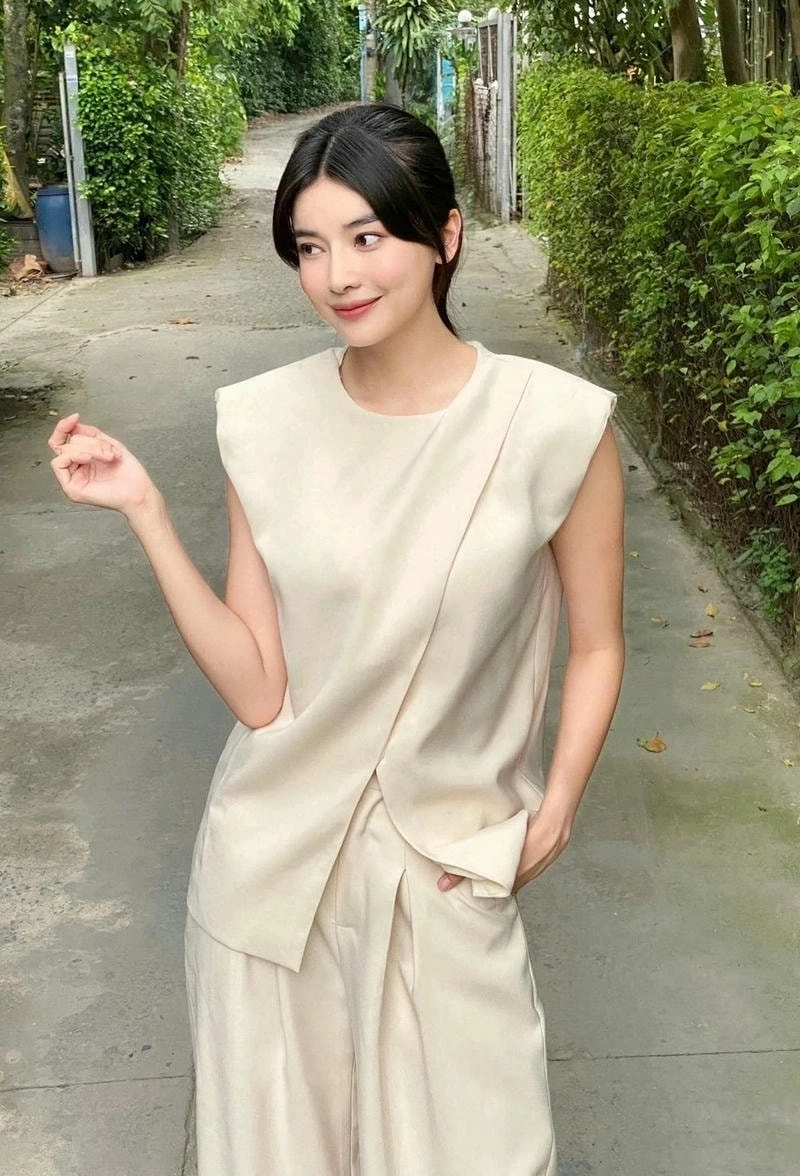 Vẻ đẹp cuốn hút của Siêu mẫu Cao Thái Hà