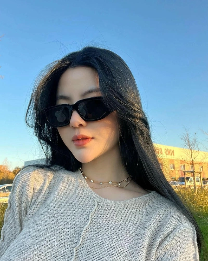 Nữ chính bí ẩn Chu Thanh Huyền sinh năm 1994