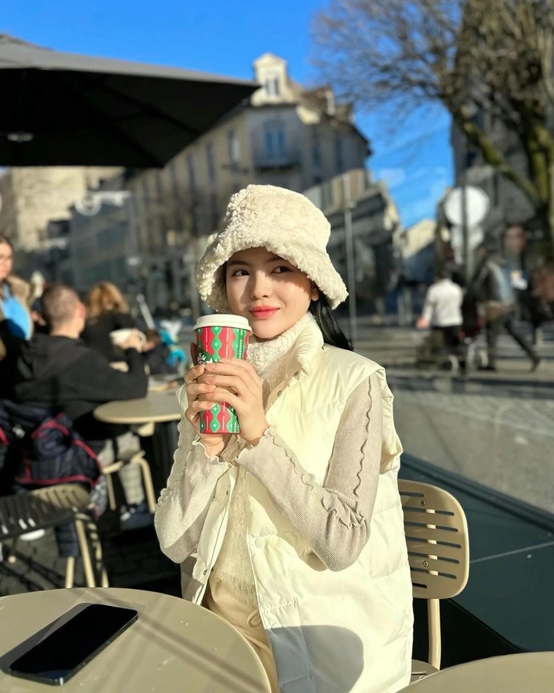 Dân tình tranh cãi về Mỹ phẩm Chu Thanh Huyền