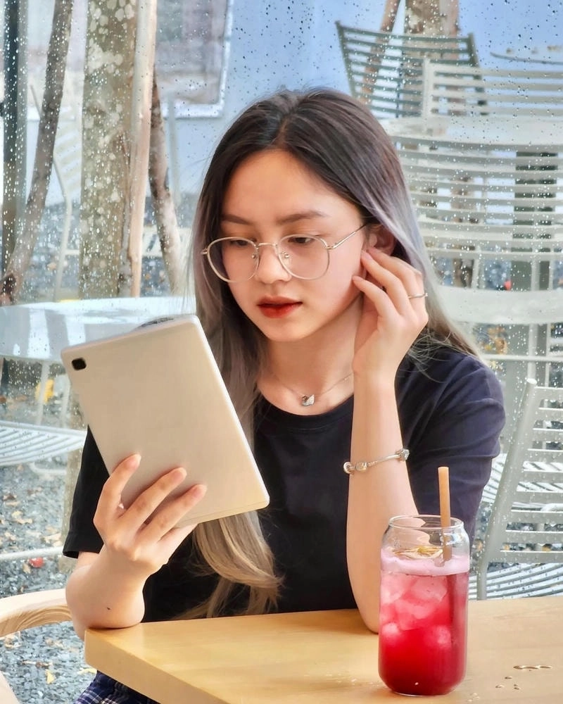 Không ngờ đến gia thế Đặng Thu Hà thật sự