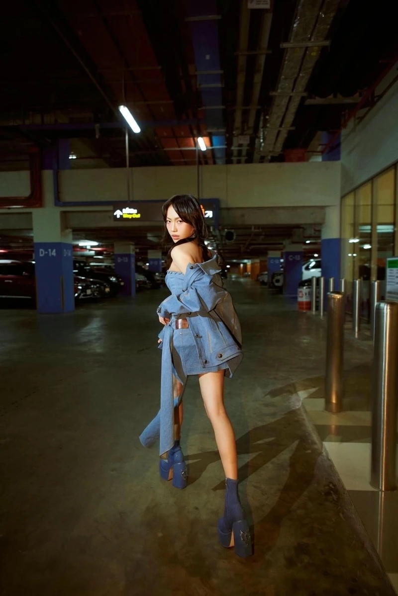 Diệu Nhi Sao nhập ngũ gây tiếng vang lớn