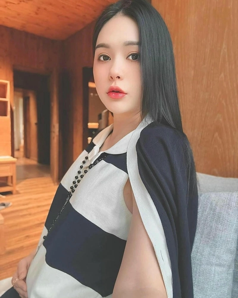 Tin vui Đoàn Di Băng mang bầu lần 4 gây chú ý