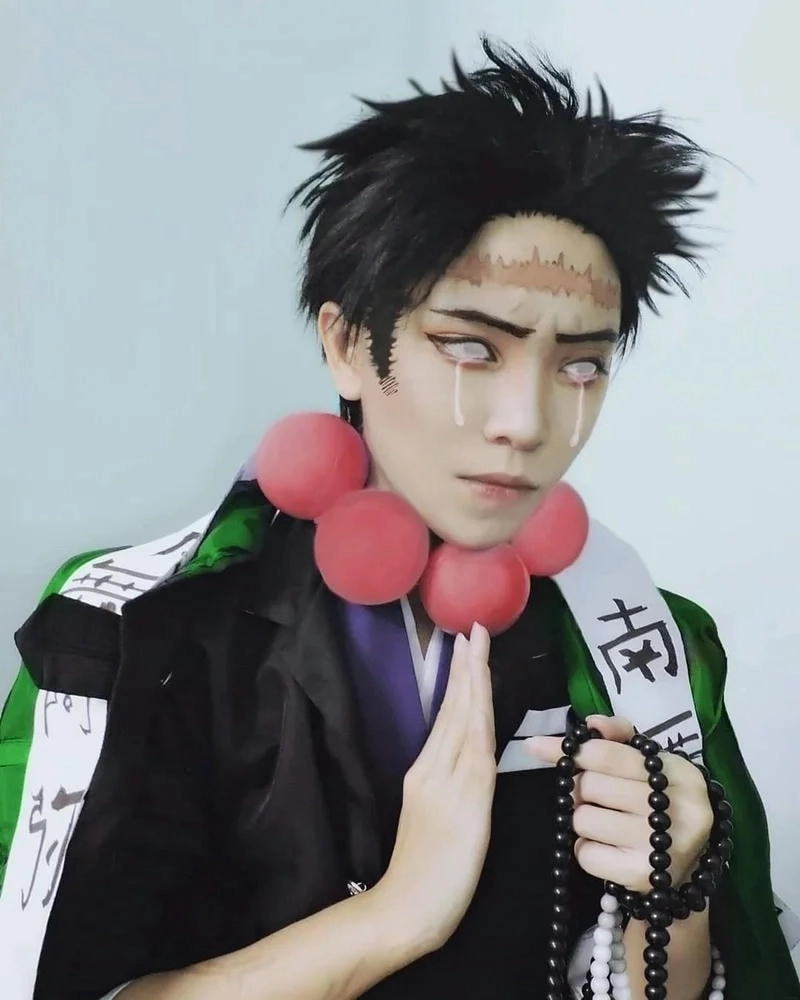 Gyomei cosplay với phong cách ấn tượng