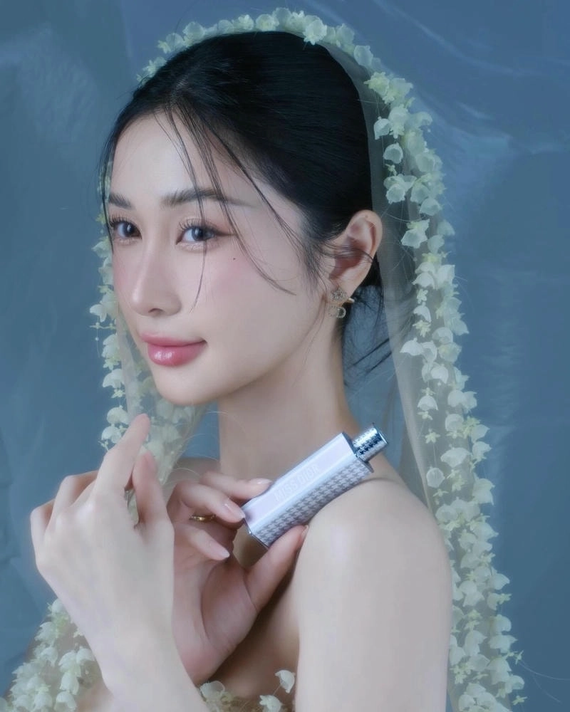 Jun Vũ đẹp ngây ngất mọi ánh nhìn