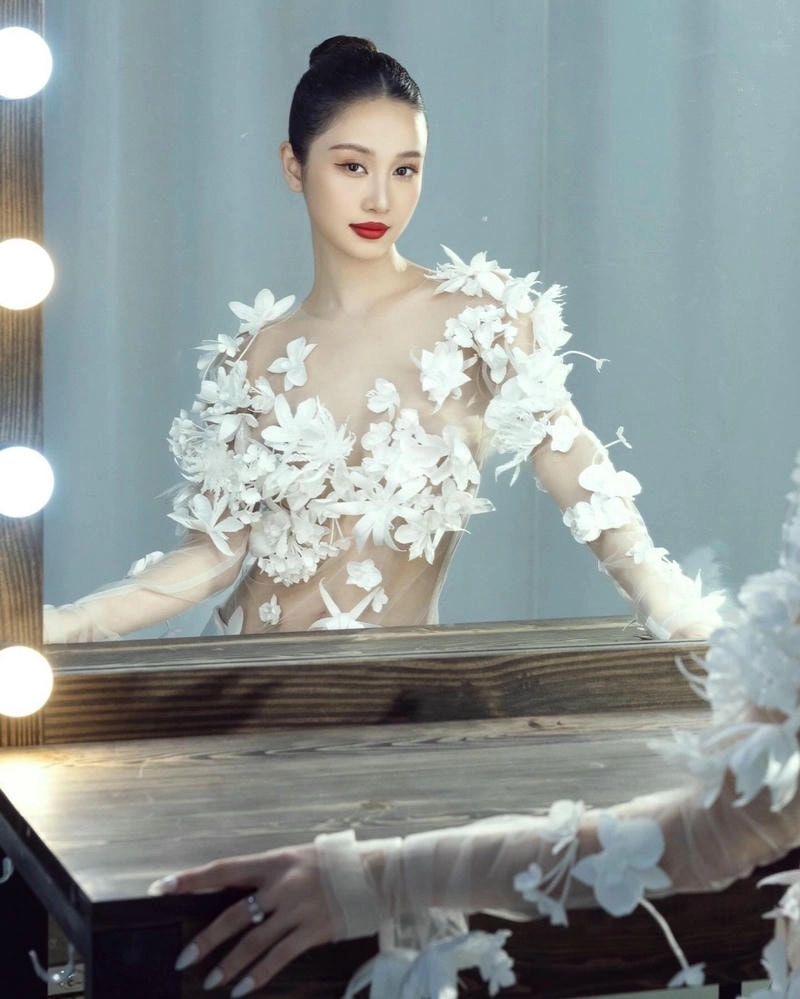 Nét đẹp gây thương nhớ của Jun Vũ là ai