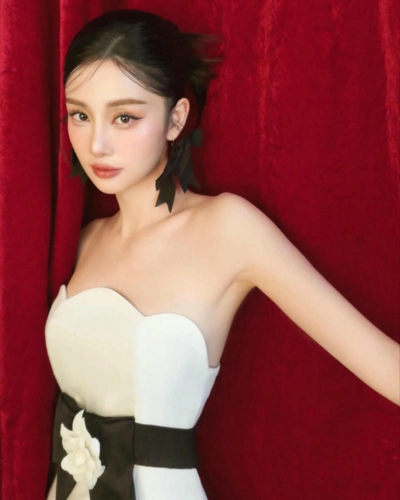 Số đo thật sự Jun Vũ chiều cao cân nặng