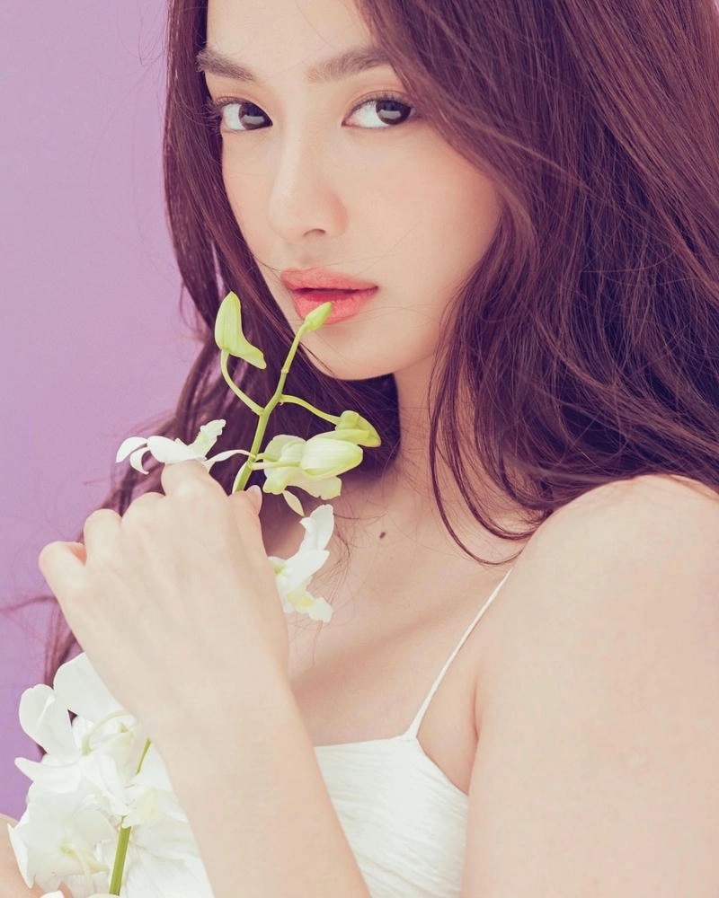 Khán giả tò mò về Kaity Nguyễn chiều cao