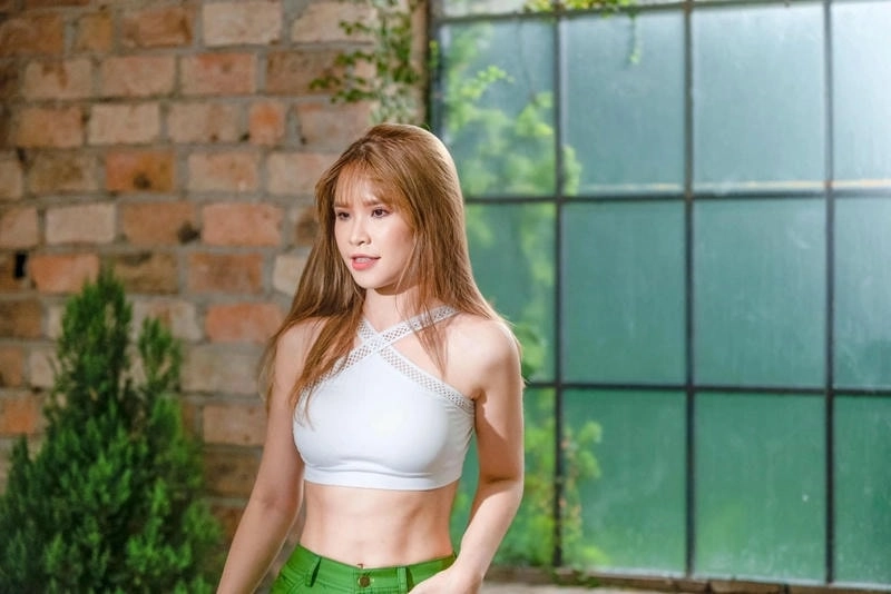 Tỏa sáng tại Ca sĩ giấu mặt Khởi My