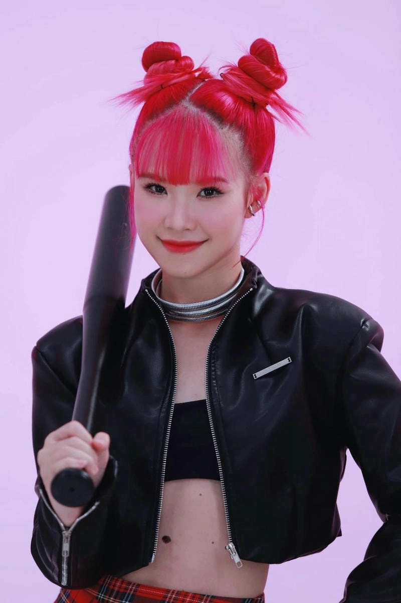 Sôi động rộn ràng cùng Khởi My remix