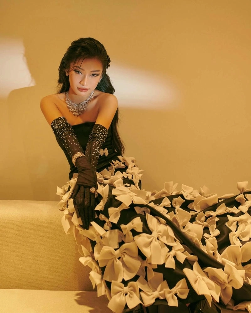 Lâm Bảo Ngọc Xuân Hạ Thu Đông khiến fan say mê