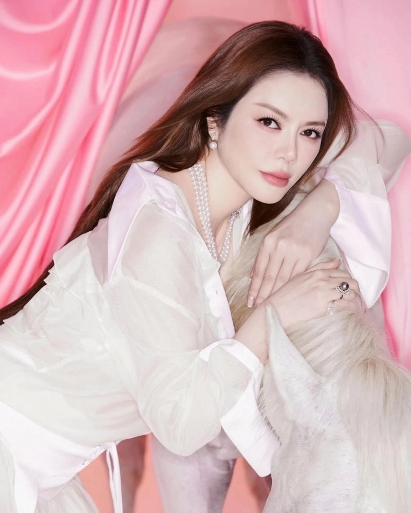 Cùng điểm lại Lý Nhã Kỳ đóng phim gì