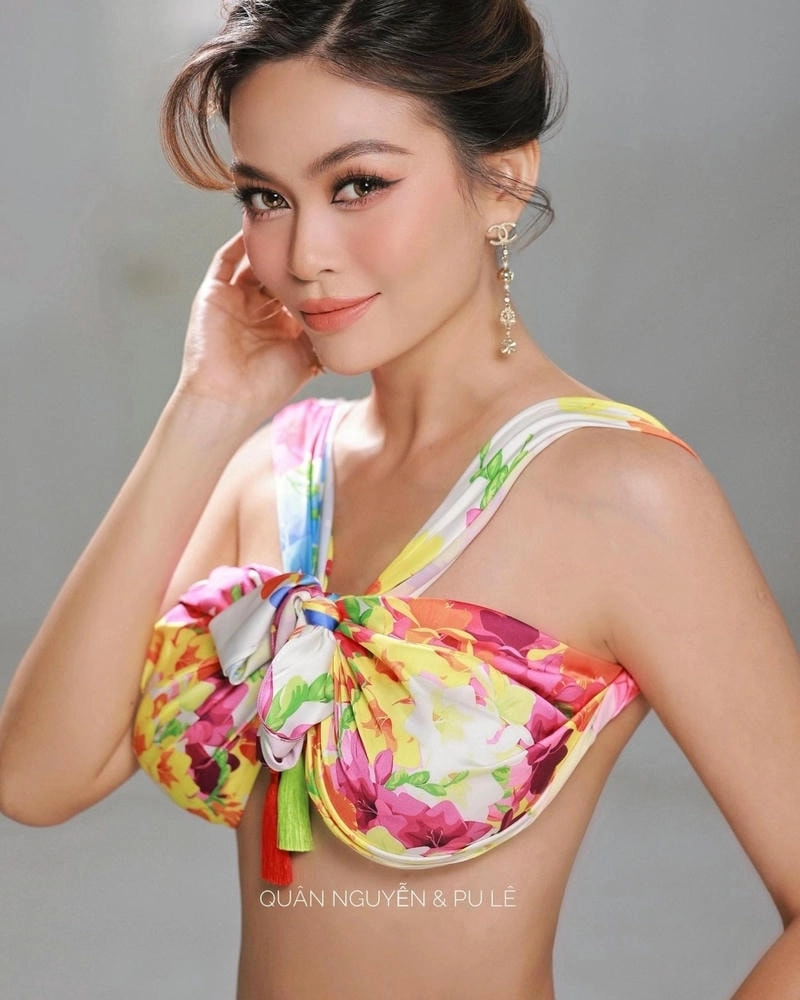 Khán giả tranh cãi khi thấy Mâu Thủy và Hương Ly