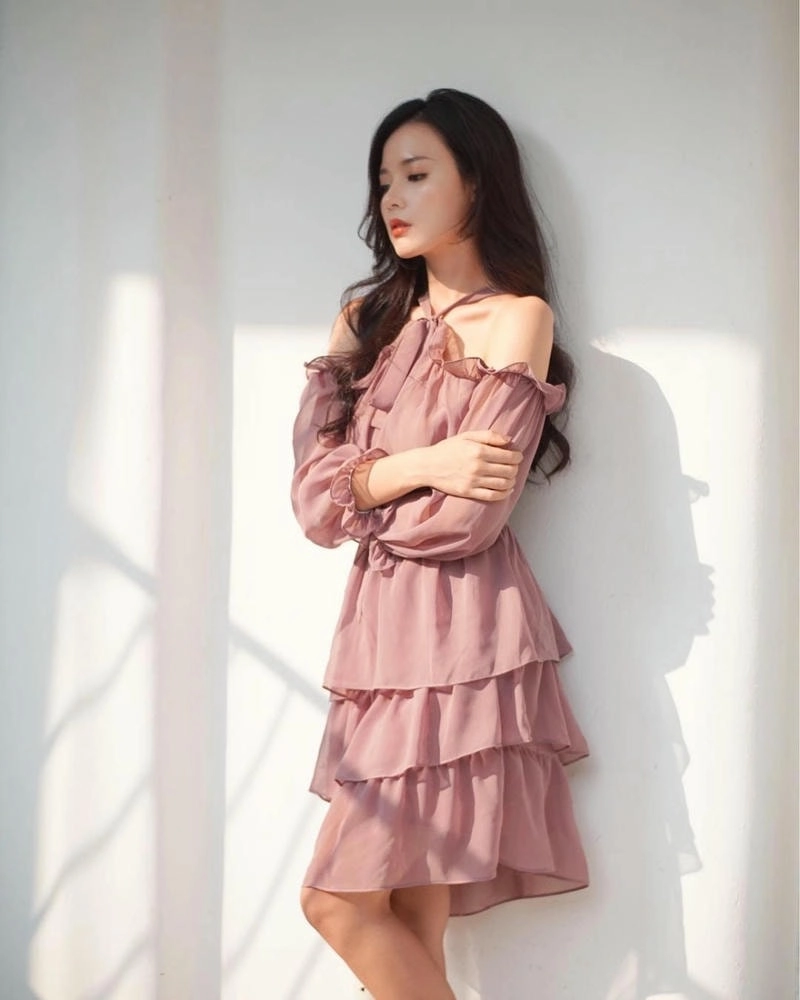 Toàn cảnh sự nghiệp qua tiểu sử Midu