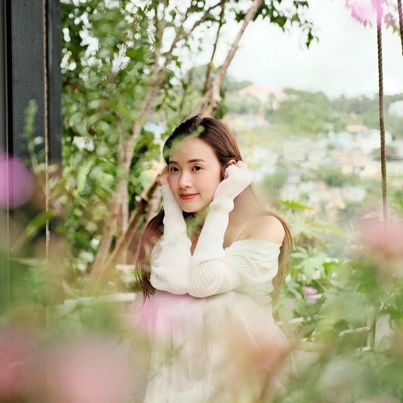 Khám phá độ giàu có của Midu giàu cỡ nào