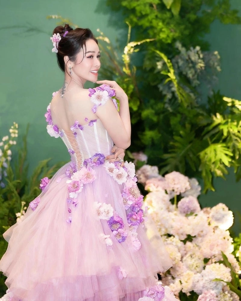 Chiêm ngưỡng bộ ảnh album Nhật Kim Anh