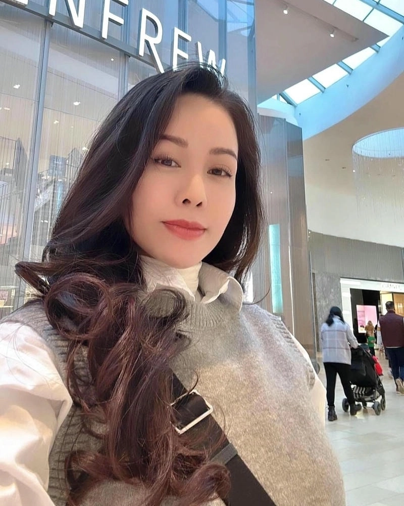 Chia tay lặng lẽ qua lời bài hát Nhật Kim Anh Món Quà Cuối