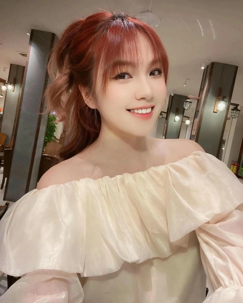 Rapper Như Hexi nổi bật phong c&aacute;ch ri&ecirc;ng
