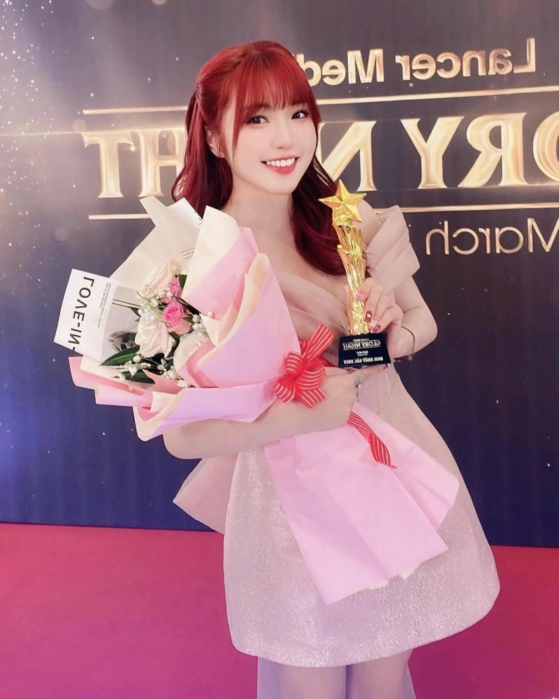 Như Hexi Mẹ Của N&oacute; g&acirc;y x&uacute;c động mạnh