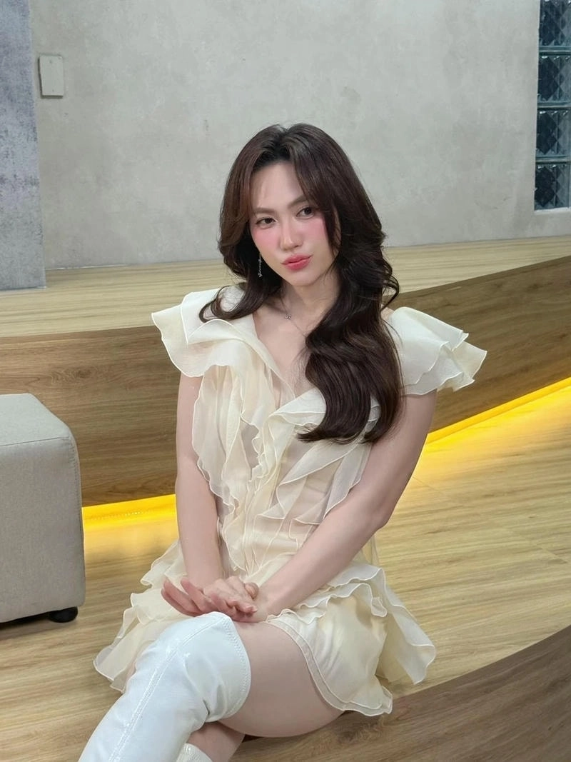 Toàn cảnh tiểu sử của Phương Anh Đào