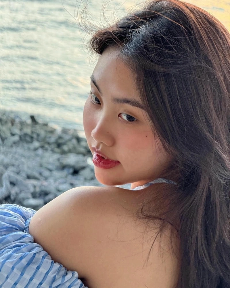 Lời bài hát Phương Mỹ Chi Bóng Phù Hoa ngân vang cảm xúc