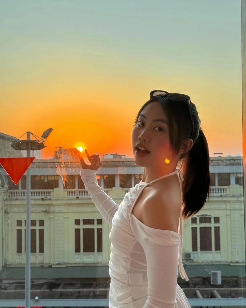 Những Ngôi Sao Xa Xôi Phương Mỹ Chi đầy xúc động