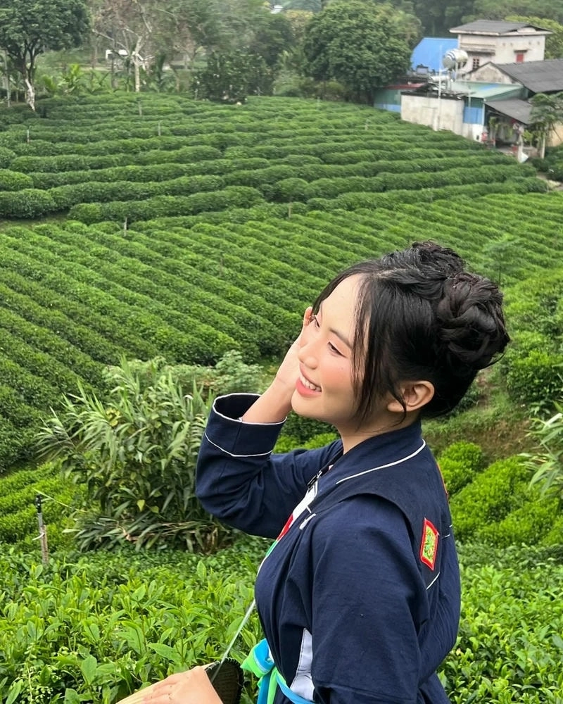 Phương Mỹ Chi thi hoa hậu gây xôn xao cộng đồng