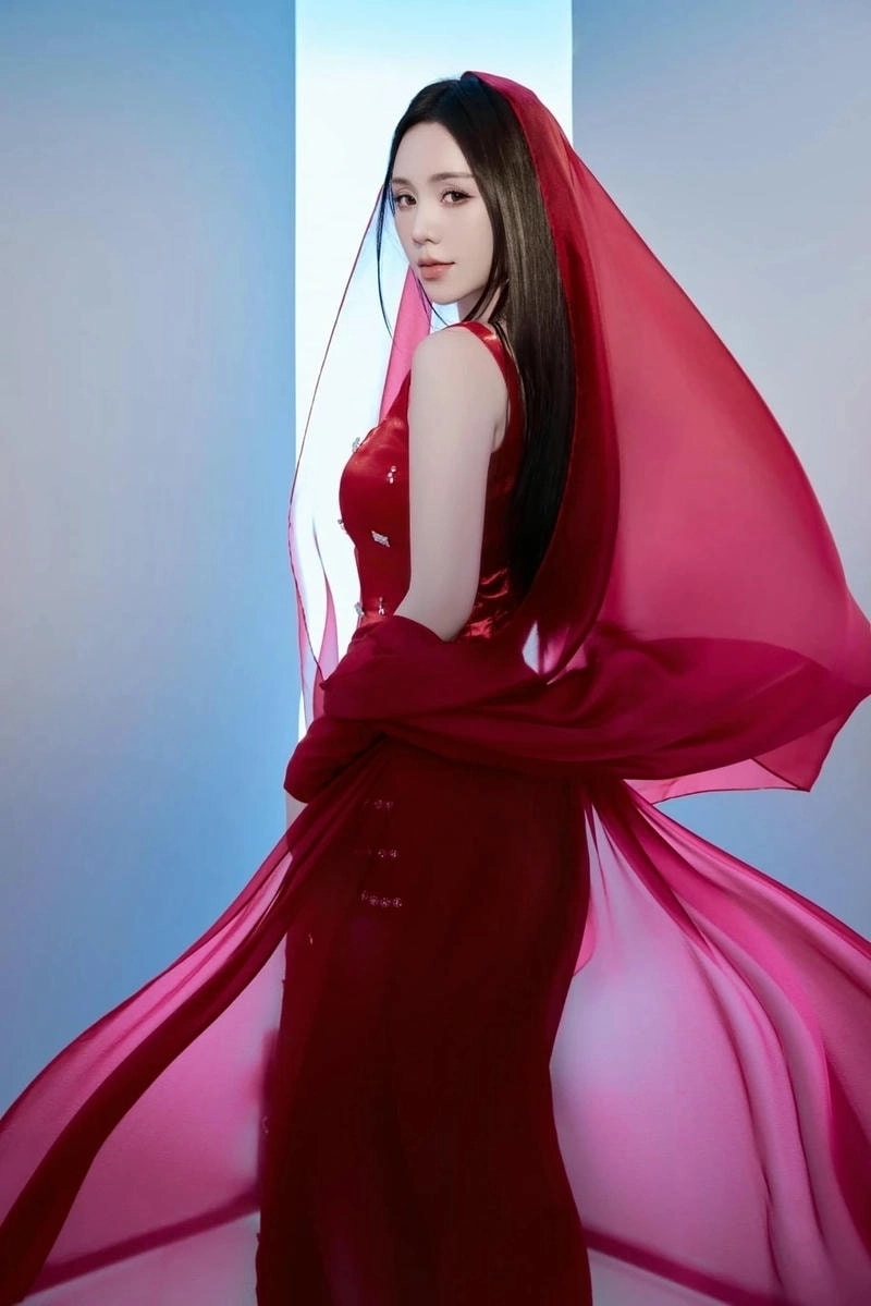 Fan tò mò chuyện tình cảm Quỳnh Kool