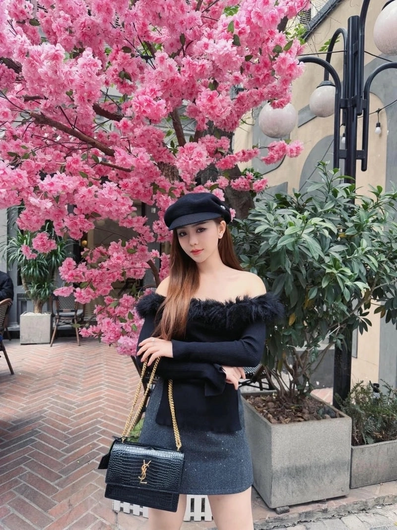 Thông tin độ tuổi thật của Quỳnh Kool