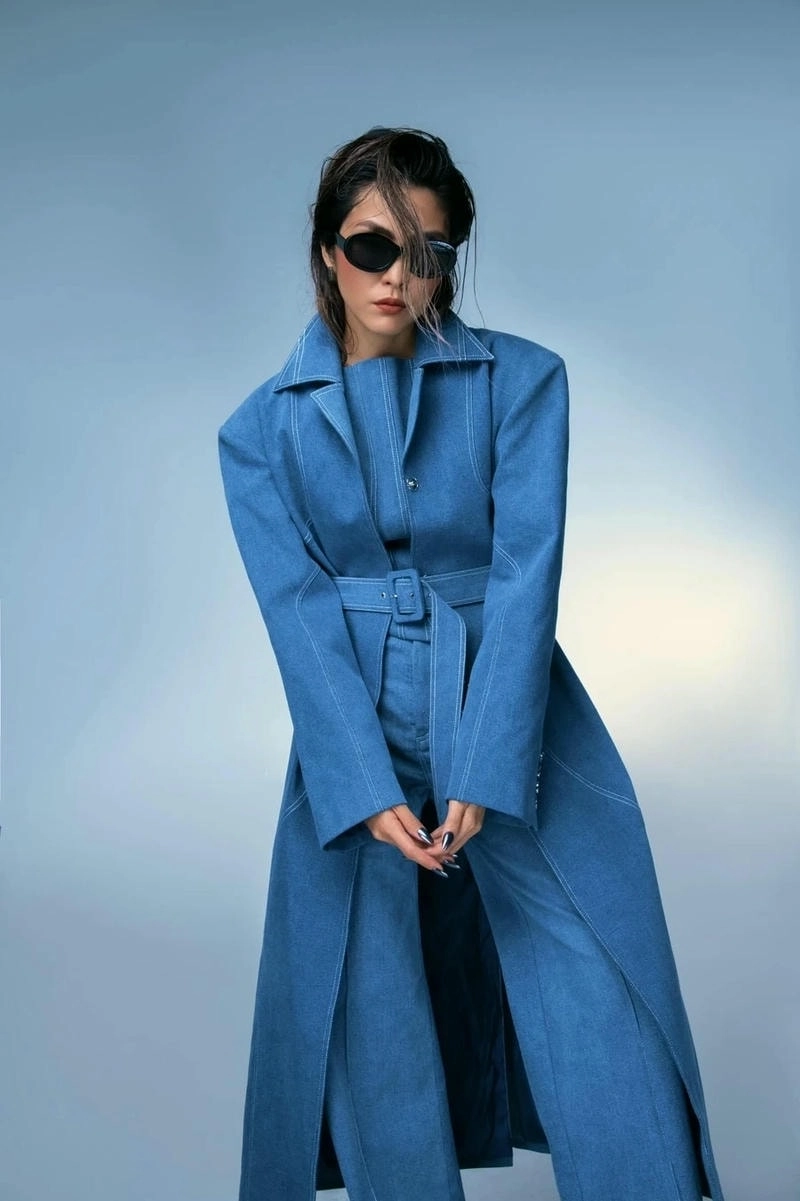 Phong cách cuốn hút với Kính mát Tăng Thanh Hà