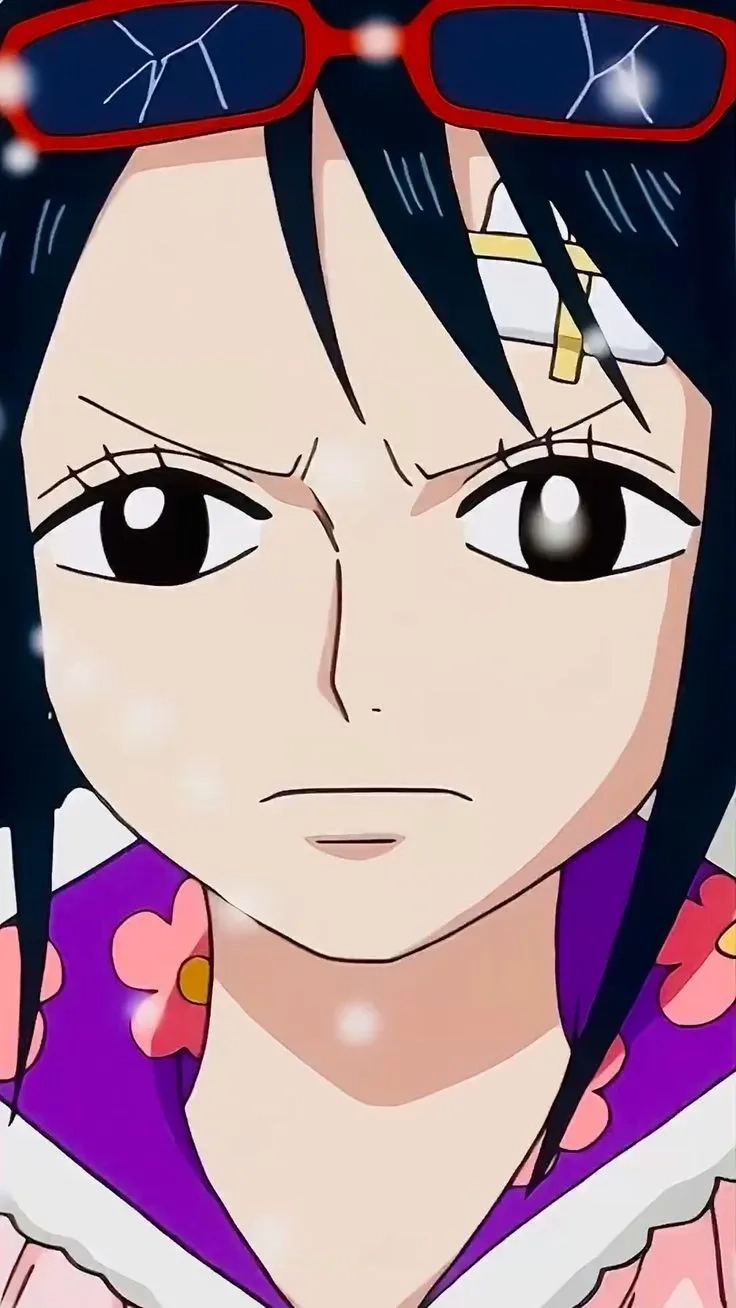 One Piece Tashigi xuất hiện đầy cá tính