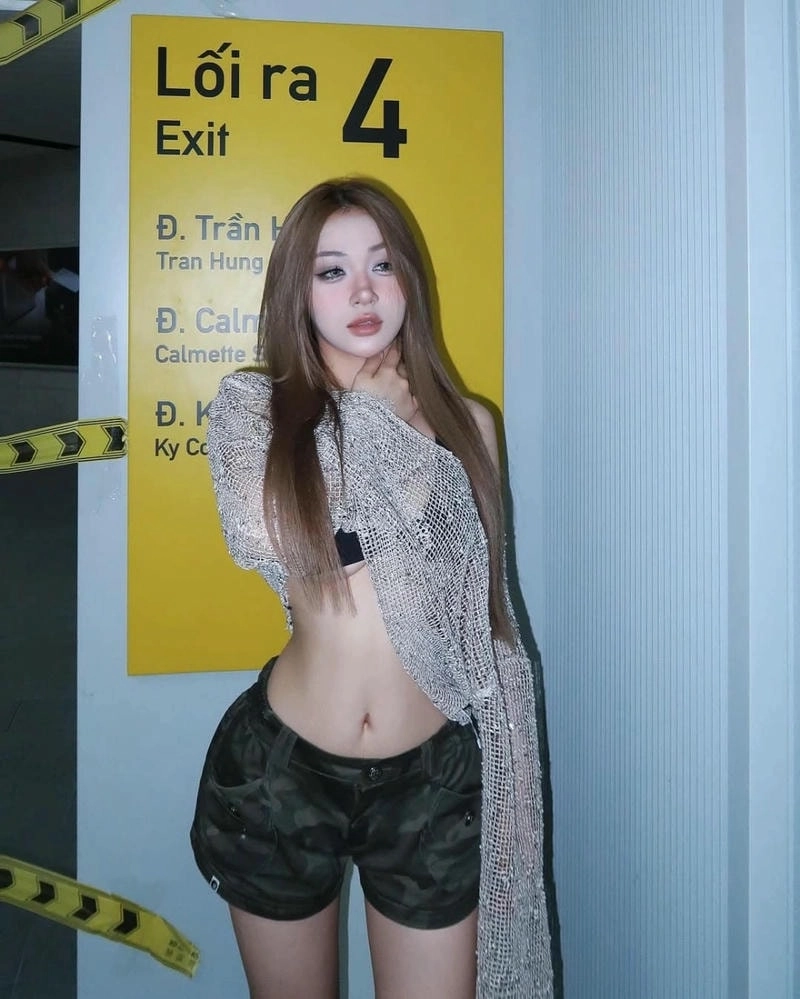 Góc nhìn khác về Trần Hà Linh live app