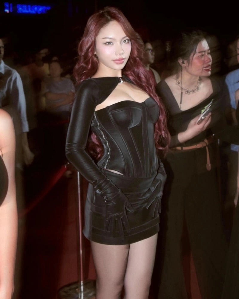 Vũ Thảo My Our Song lãng mạn và cuốn hút